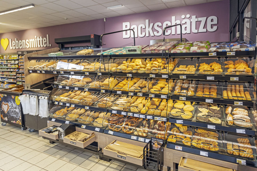Torten und Kuchen, Brötchen und vieles mehr in der Bäckerei in Oberviechtach
